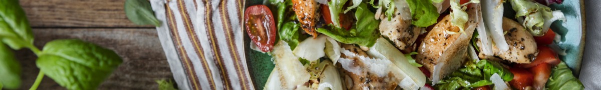 salatka-wiosenna-z-kurczakiem