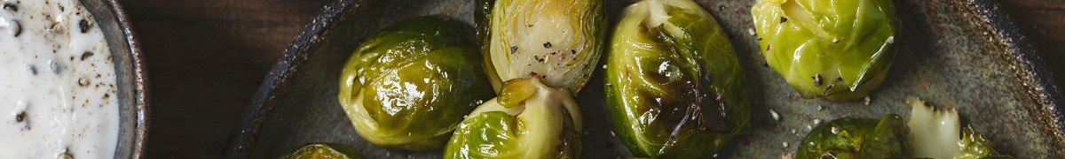 brukselka z patelni z sosem miodowo czosnkowym